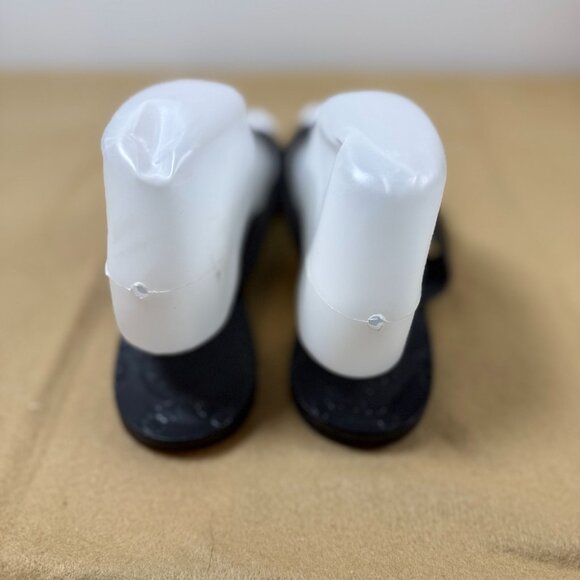 Tory Burch Monroe Black Leather Logo Flip Flops Womens Size 8M Embossed Sole - Picture 10 of 10